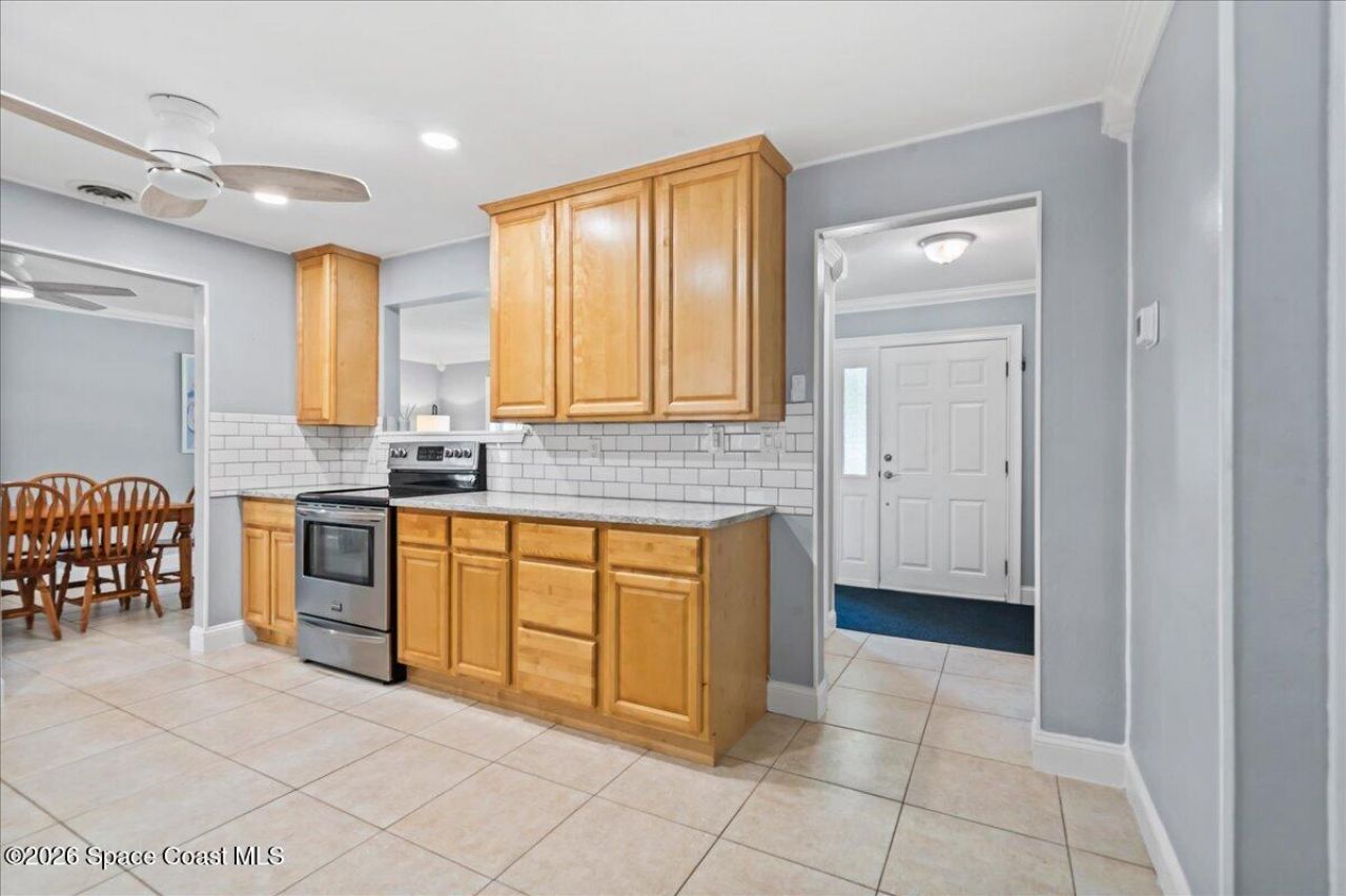 565 Heron Drive , Merritt Island, FL 32952 Photo