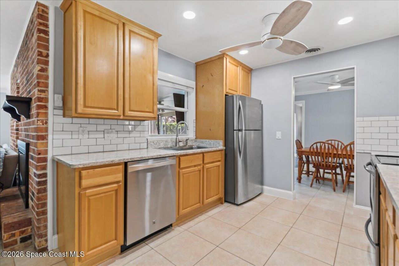 565 Heron Drive , Merritt Island, FL 32952 Photo