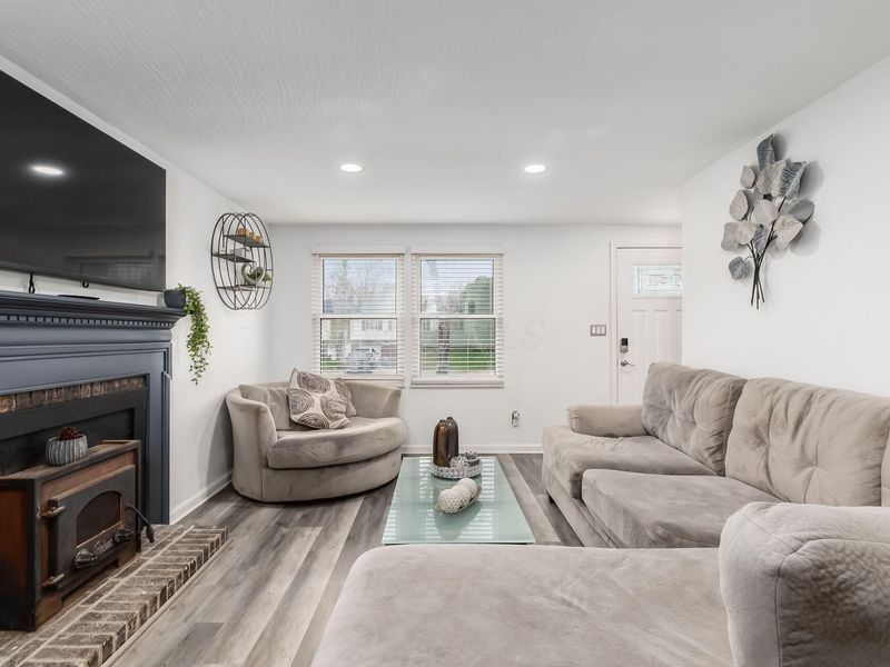 2562 Red Rock Boulevard, Grove City, OH 43123 Photo 12