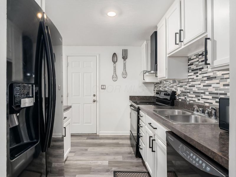 2562 Red Rock Boulevard, Grove City, OH 43123 Photo 17