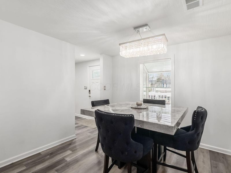 2562 Red Rock Boulevard, Grove City, OH 43123 Photo 18