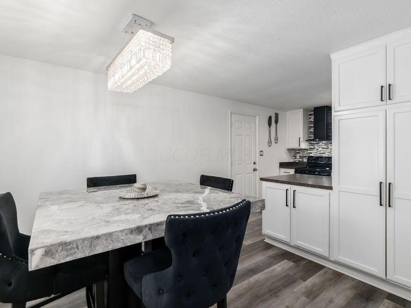 2562 Red Rock Boulevard, Grove City, OH 43123 Photo 19