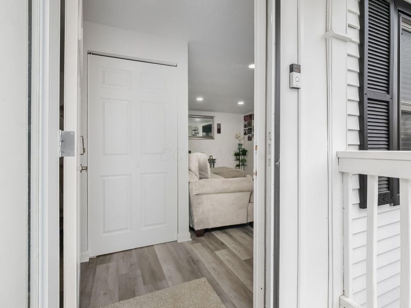 2562 Red Rock Boulevard, Grove City, OH 43123 Photo 7