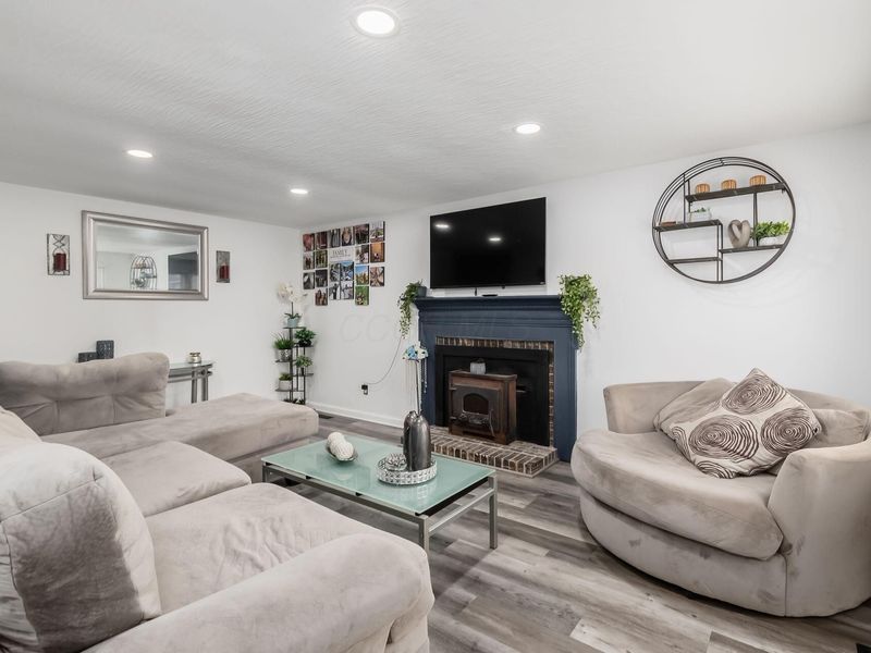 2562 Red Rock Boulevard, Grove City, OH 43123 Photo 8