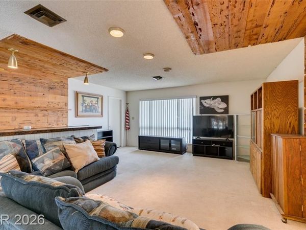 3668 Monte Verde Street, Las Vegas, NV 89121