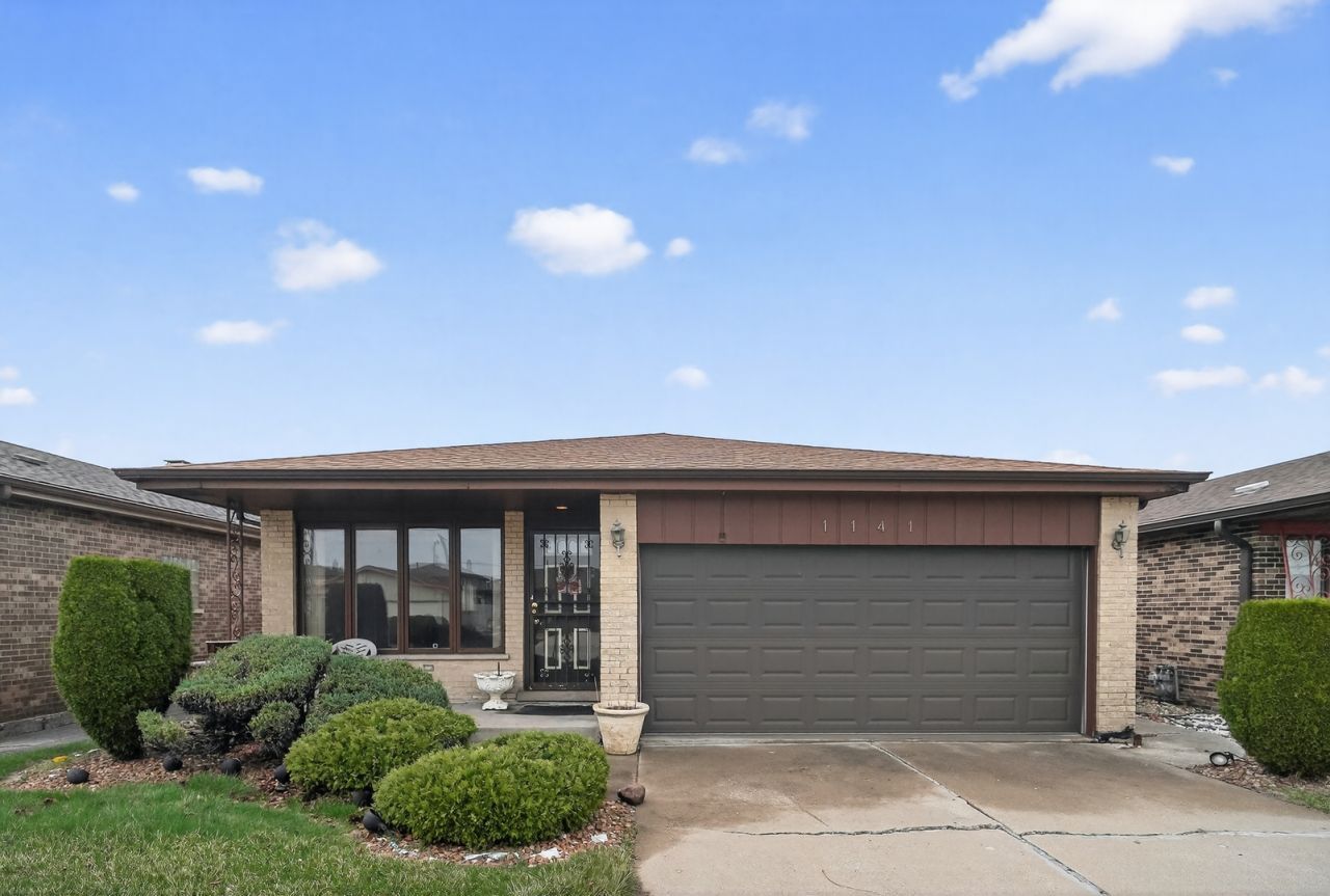 1141 Stewart Avenue, Calumet City, IL 60409 Main Photo