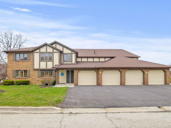 7834 W Foresthill Court , Unit 1CR, Palos Heights, IL 60463