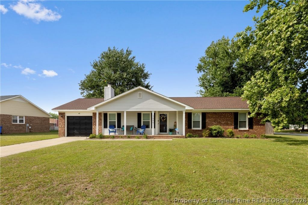 7686 Beverly Drive, Fayetteville, NC 28314 Main Photo