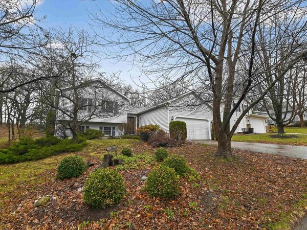 2806 Wentworth Drive, Madison, WI 53719