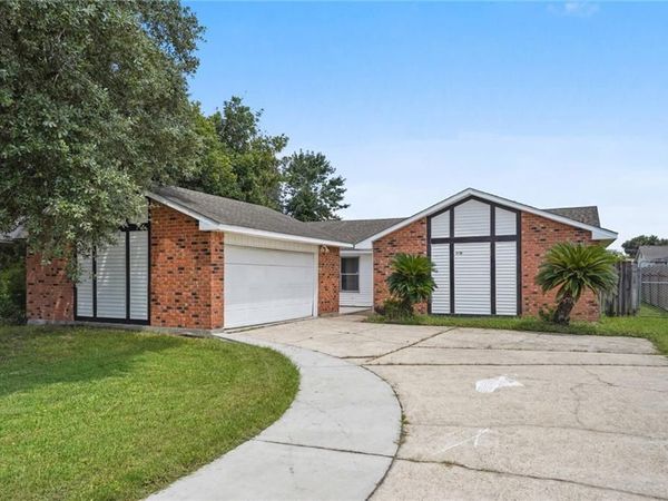 2020 STALL Drive , Harvey, LA 70058