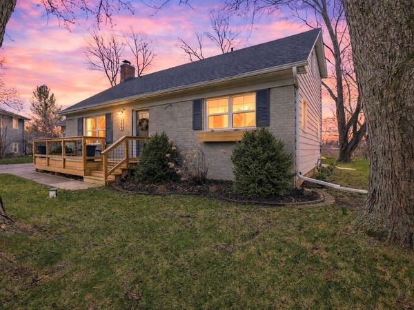 509 Shawnee Drive, Lowell, IN 46356