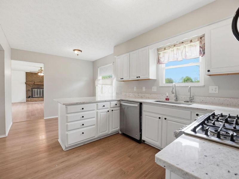 13855 Olde Post Road, Pickerington, OH 43147 Photo 6