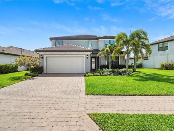 10428 Ventana LN , NAPLES, FL 34120