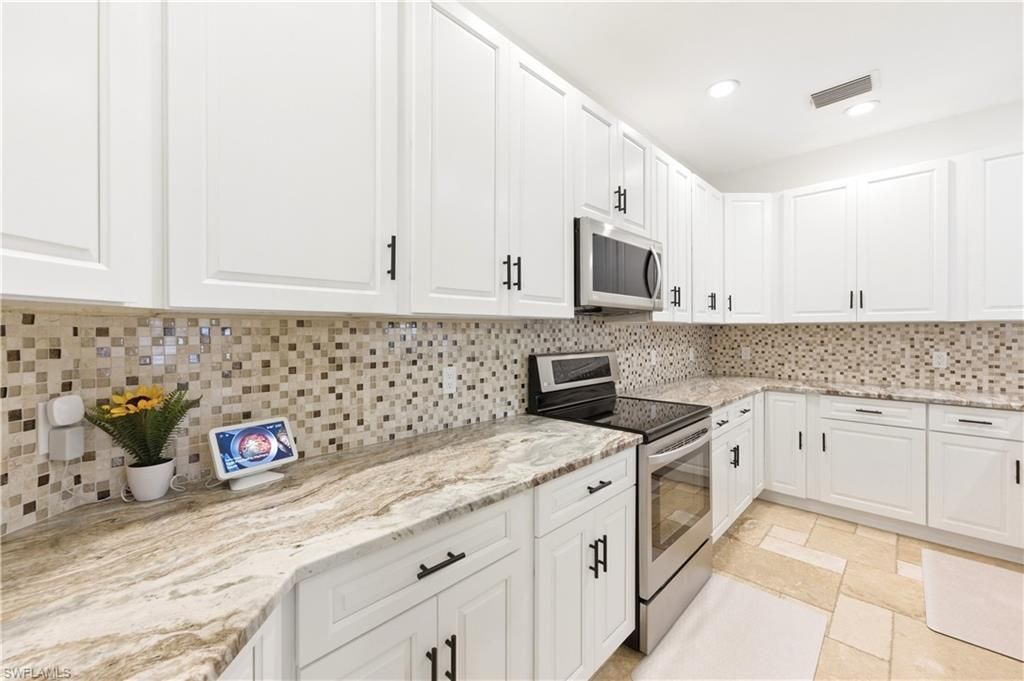 415 Crossfield Cir, Unit 81, Naples, FL 34104 Photo