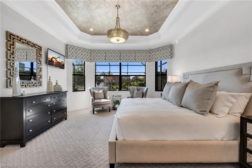 7296 Lantana Cir, Naples, FL 34119 Photo