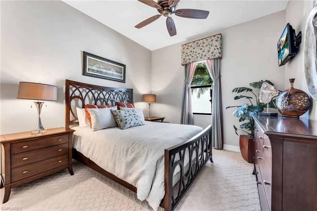 7296 Lantana Cir, Naples, FL 34119 Photo