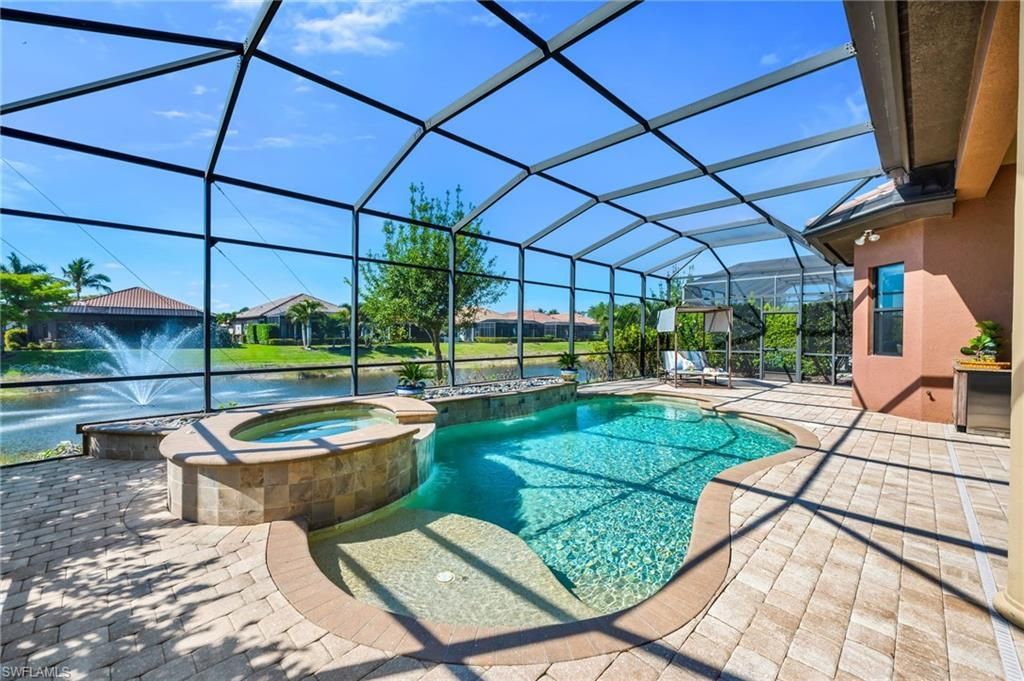 7296 Lantana Cir, Naples, FL 34119 Photo