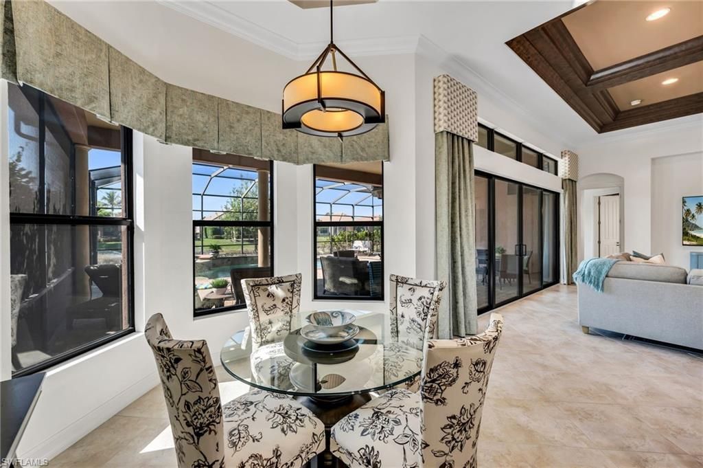 7296 Lantana Cir, Naples, FL 34119 Photo