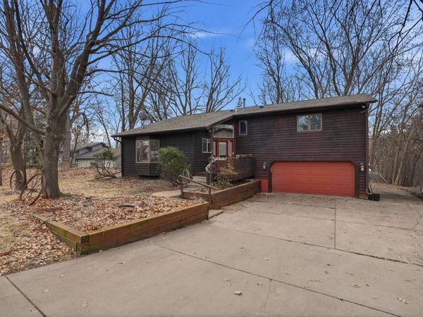 266 Twin Lake Trail, Little Canada, MN 55127