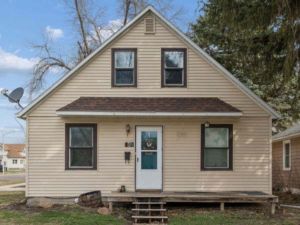 205 E 11th Street , Fairmont, MN 56031