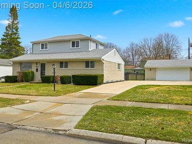 11805 Ernst Street, Taylor, MI 48180