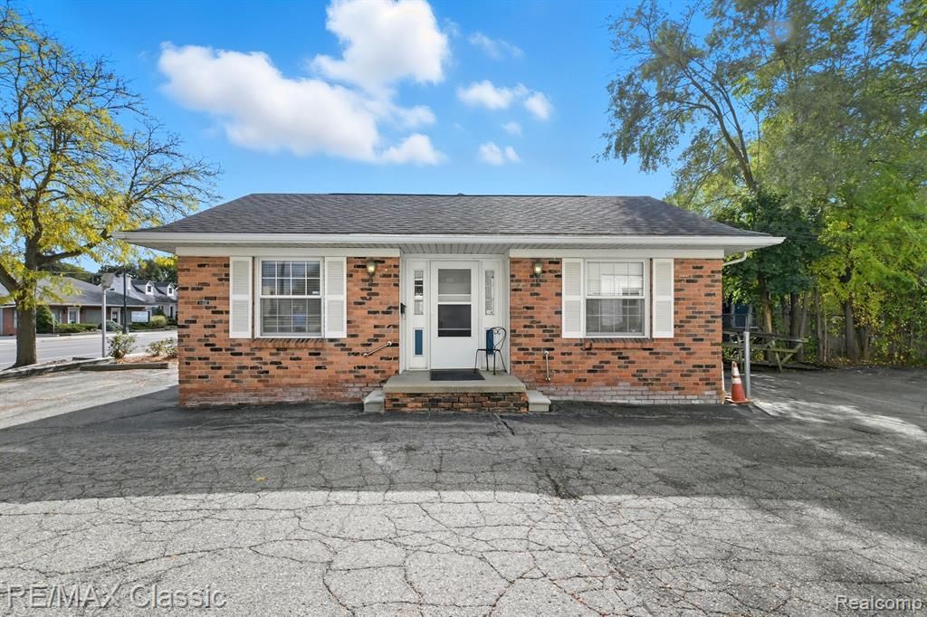 944 S Main Street , Plymouth, MI 48170 Main Photo