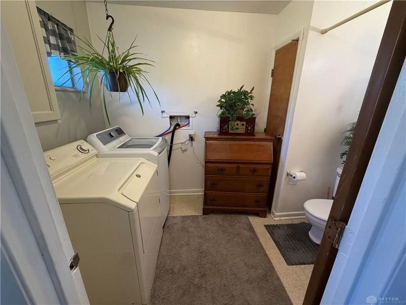 5723 Lily Lane, Harrison Township, OH 45414 Photo 4