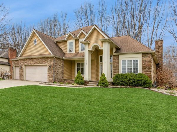 3838 Fox Crossing Crossing, St. Joseph, MI 49085