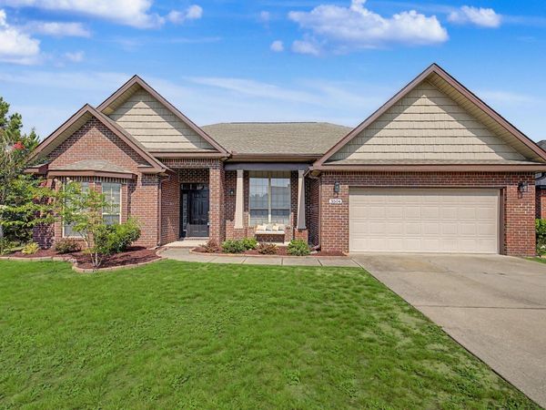 3504 Topaz Circle, Navarre, FL 32566