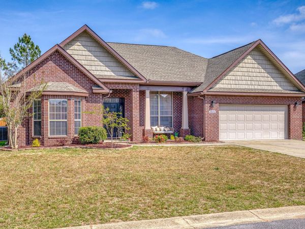 3504 Topaz Circle, Navarre, FL 32566