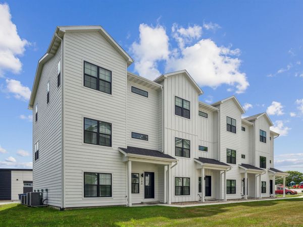 150 S 15th Street, Clear Lake, IA 50428