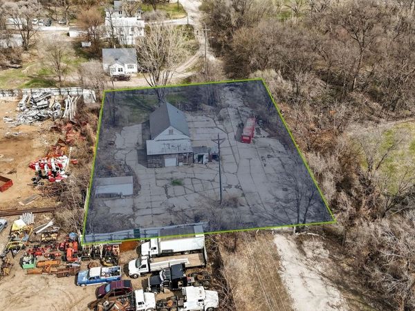 406 Litchfiled Avenue, Waterloo, IA 50703