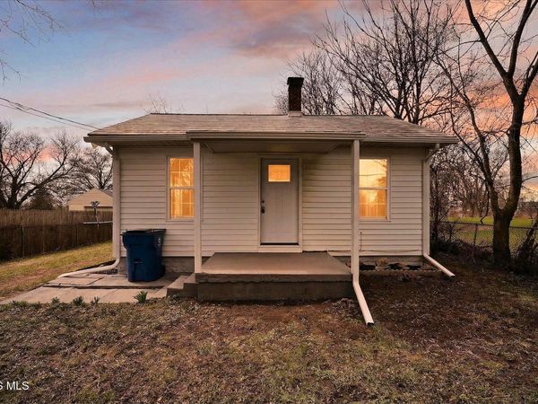 1060 Patchen Road, Oregon, OH 43616