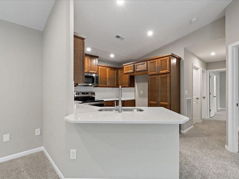 572 Station Drive, Unit 41-300, Ludlow, KY 41016 Photo 4