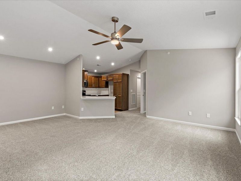 572 Station Drive, Unit 41-300, Ludlow, KY 41016 Photo 7