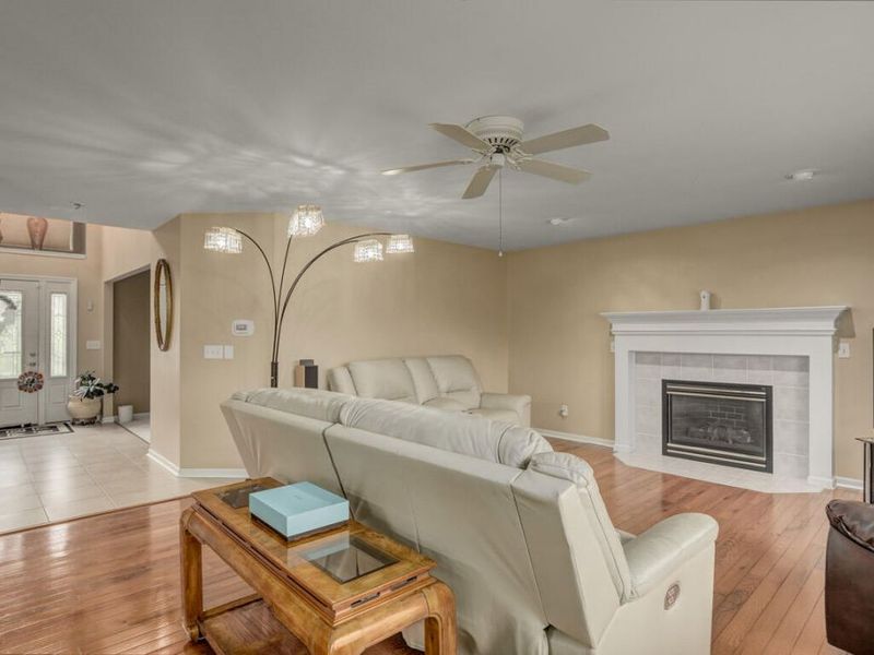 1816 Knollmont Drive, Florence, KY 41042 Photo 10
