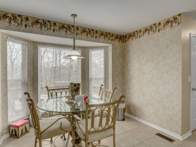 1816 Knollmont Drive, Florence, KY 41042 Photo 8