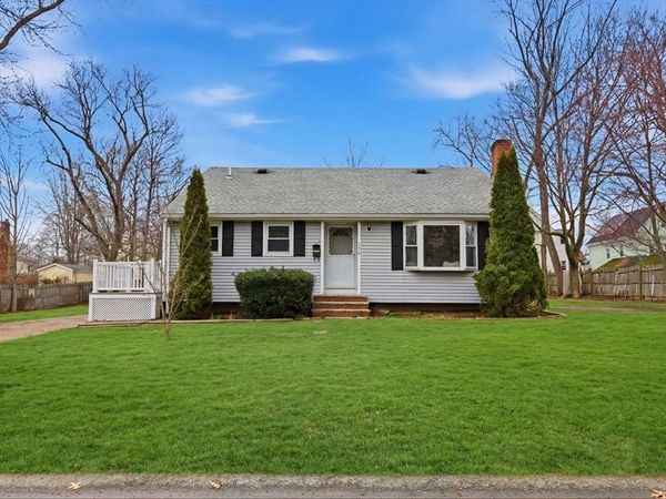 138 Forest St, Brockton, MA 02302