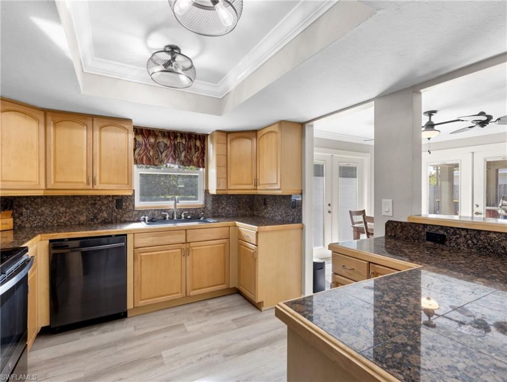 8848 Fordham St, Fort Myers, FL 33907 Photo
