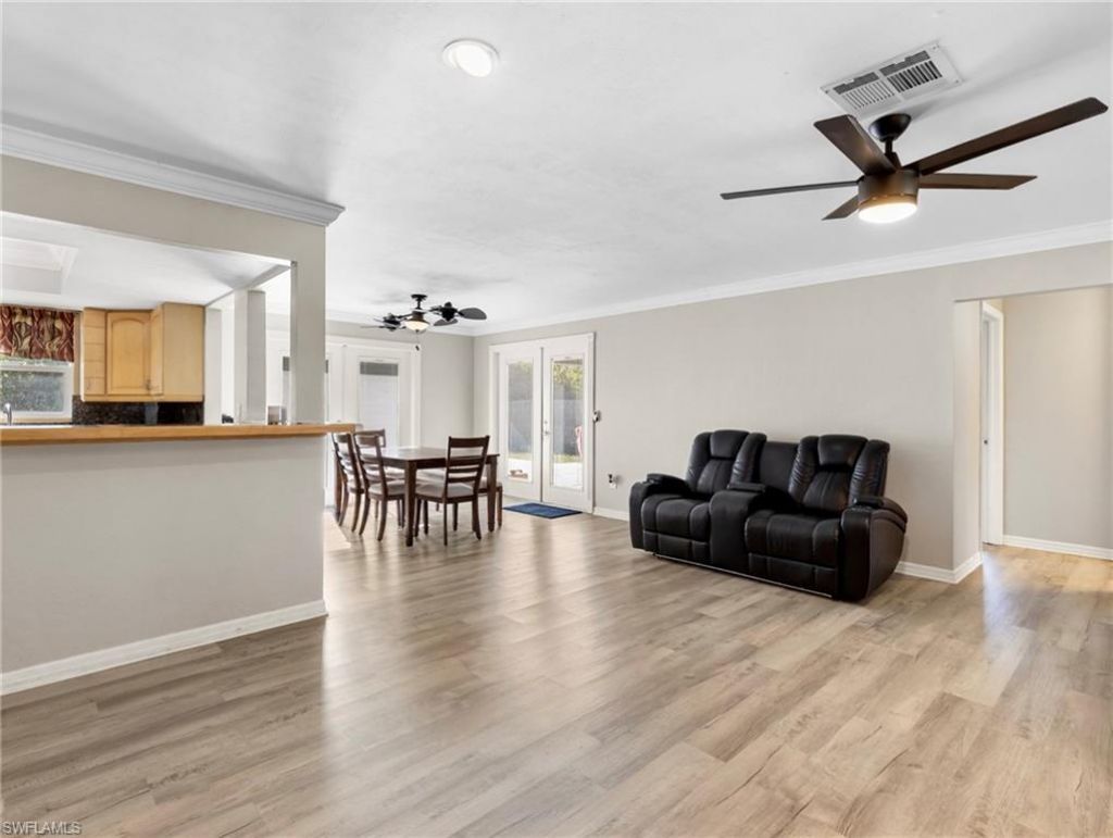 8848 Fordham St, Fort Myers, FL 33907 Photo