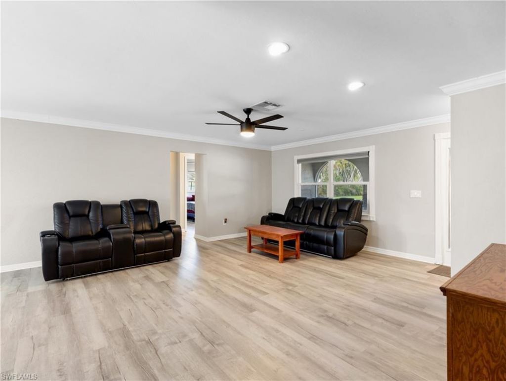 8848 Fordham St, Fort Myers, FL 33907 Photo