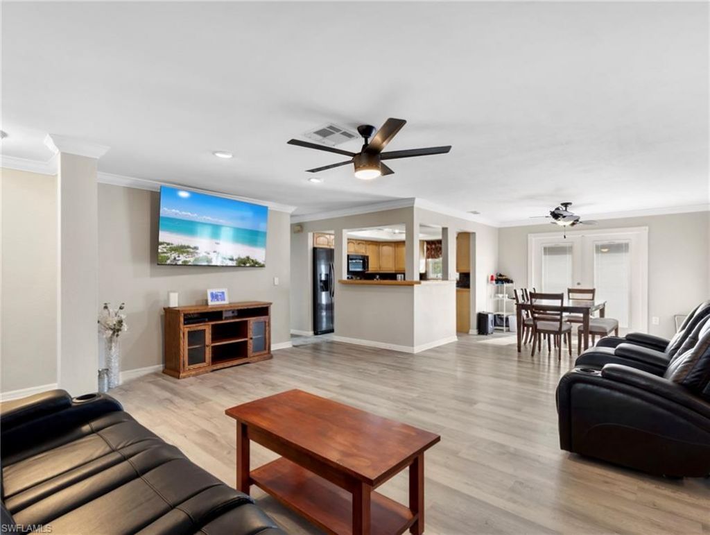 8848 Fordham St, Fort Myers, FL 33907 Photo