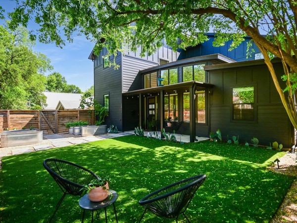 2011 Arpdale ST , Austin, TX 78704