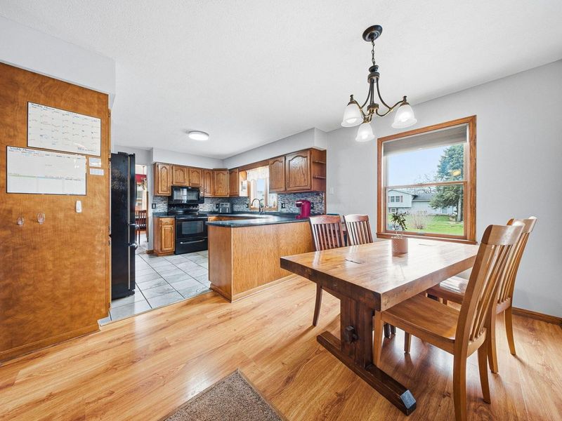 985 Chaumont Drive, Marion, OH 43302 Photo 15