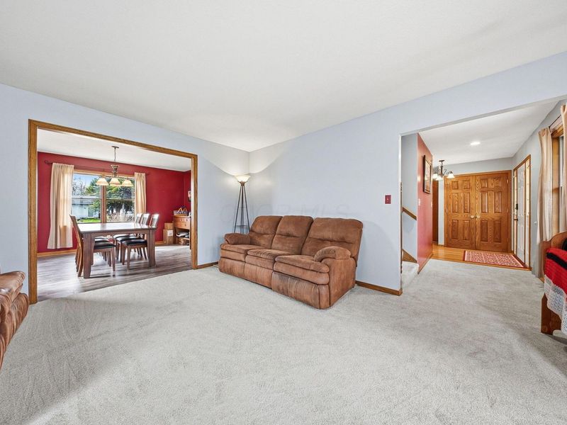 985 Chaumont Drive, Marion, OH 43302 Photo 25