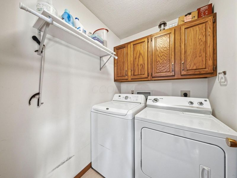 985 Chaumont Drive, Marion, OH 43302 Photo 32