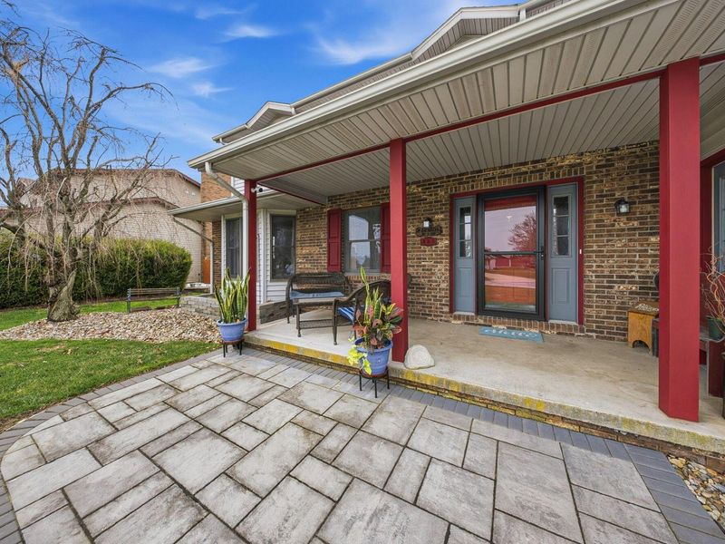 985 Chaumont Drive, Marion, OH 43302 Photo 5