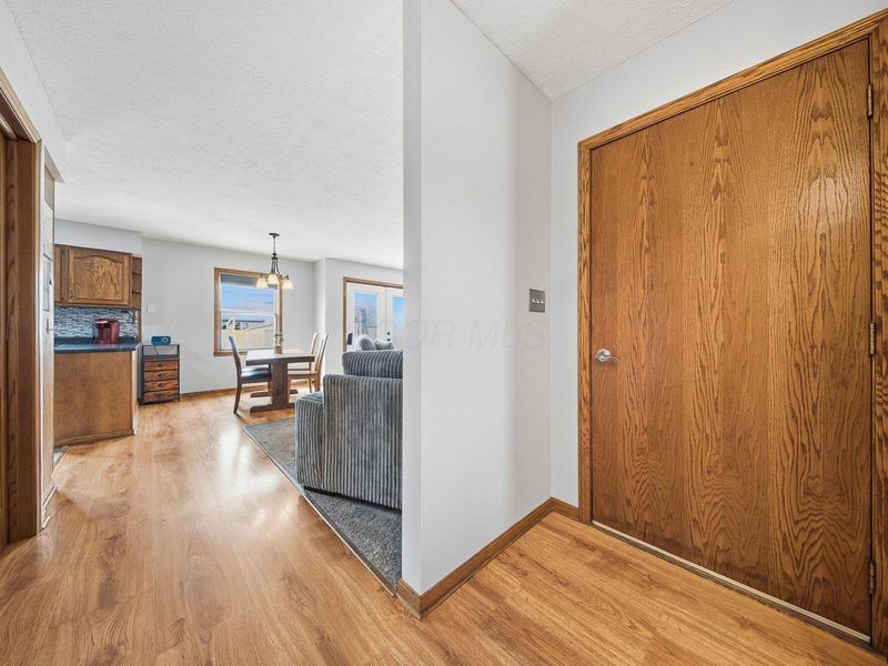 985 Chaumont Drive, Marion, OH 43302 Photo 9