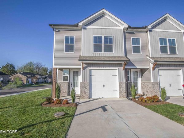 172 Scout. Way, Lenoir City, TN 37771