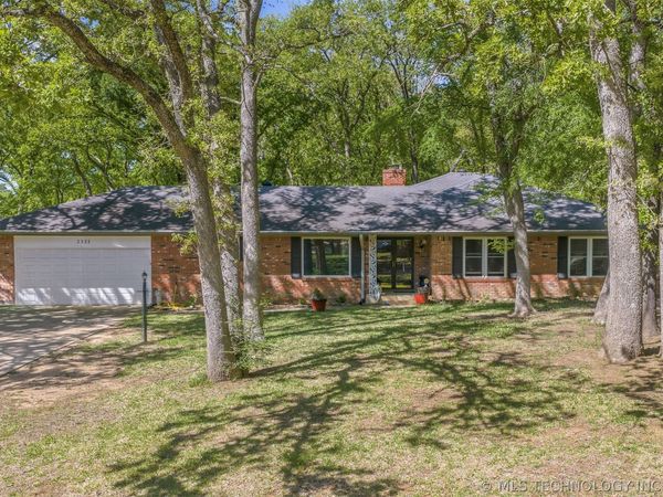 2321 Cloverleaf Place, Ardmore, OK 73401